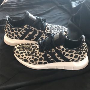 Brand New Adidas Swift Run Originals